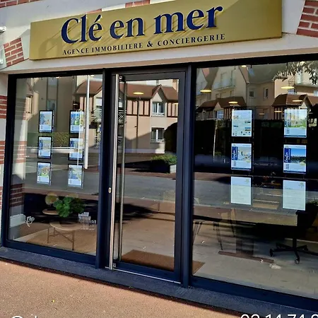 Apartment Lumineux Avec Piscine, Proche Cabourg - Fr-1-788-93 *